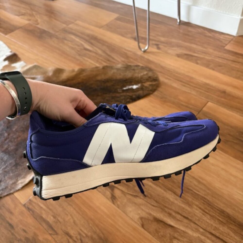 New Balance 327 sneaker "Victory Blue/White"  Size 10.5 Men's